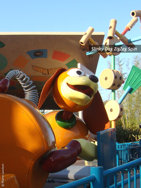 Slinky Dog ZigZag Spin