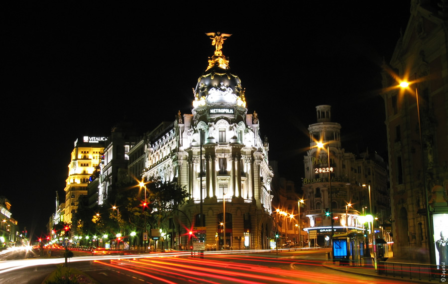 Gran Via à noite Madrid
