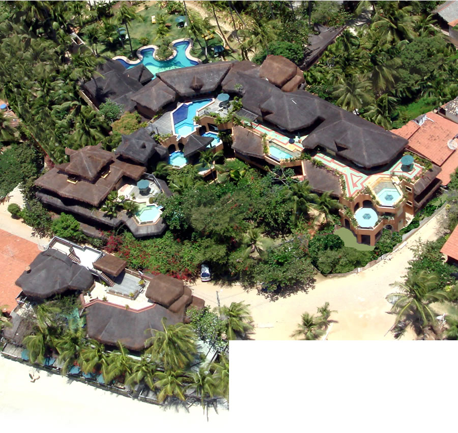 Vista aérea do hotel