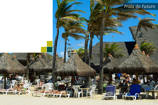 Praia do Futuro é uma das mais frequentadas em Fortaleza