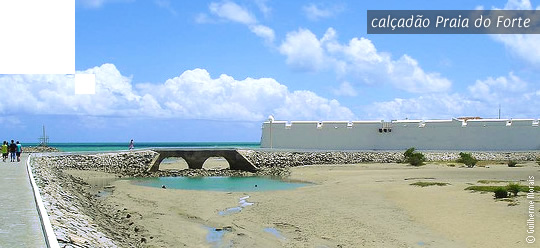calçadão Praia do Forte