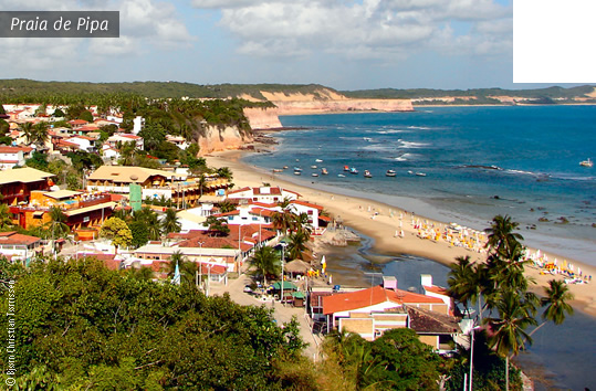 a praia de Pipa é a famosa vizinha de Tibau do Sul