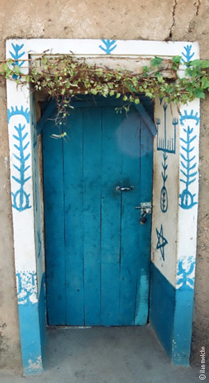 entrada de casa típica de Agadir