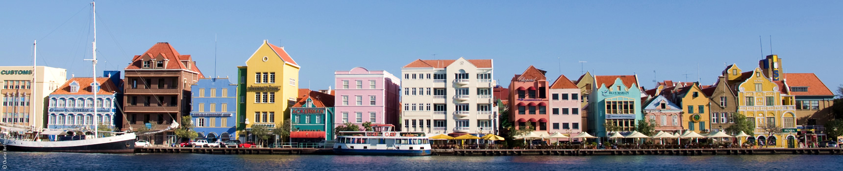 panorâmica de Willemstad, capital de Curaçao